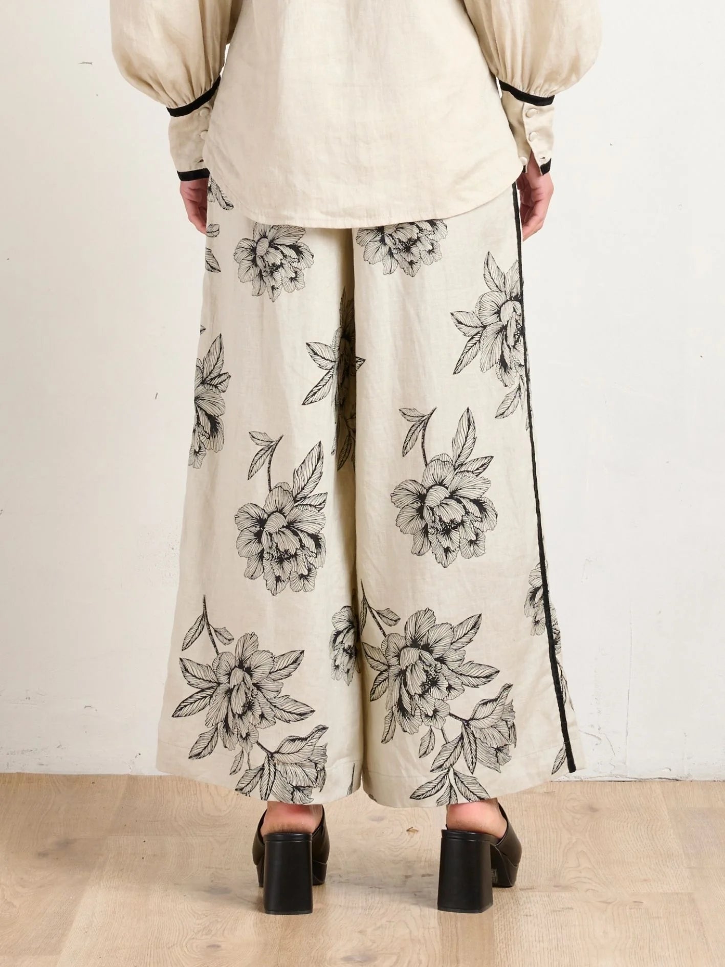 State of Embrace - Velvet Trim Pant - Onyx