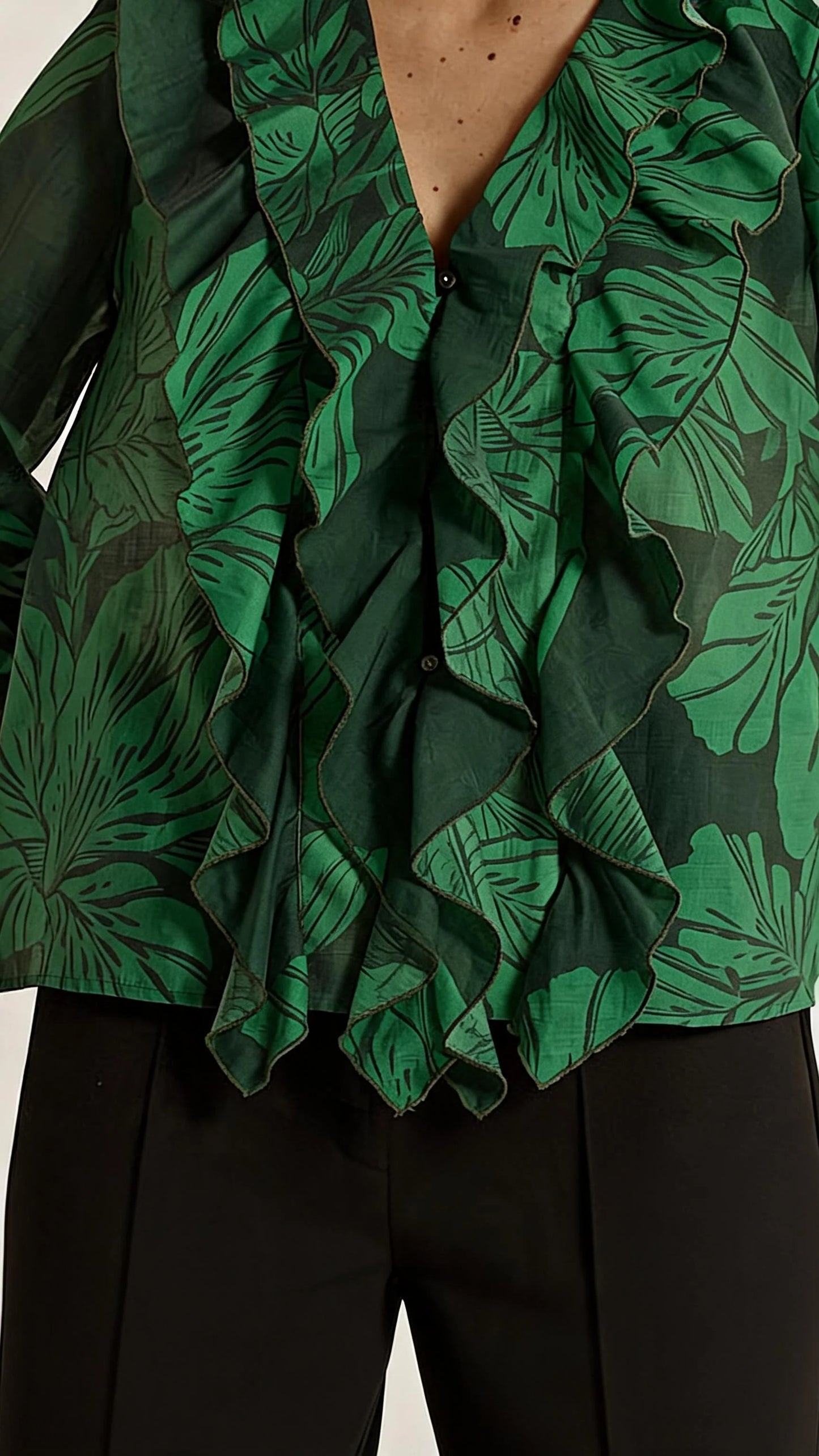 Fate & Becker - Lynn Ruffle Blouse - Evergreen