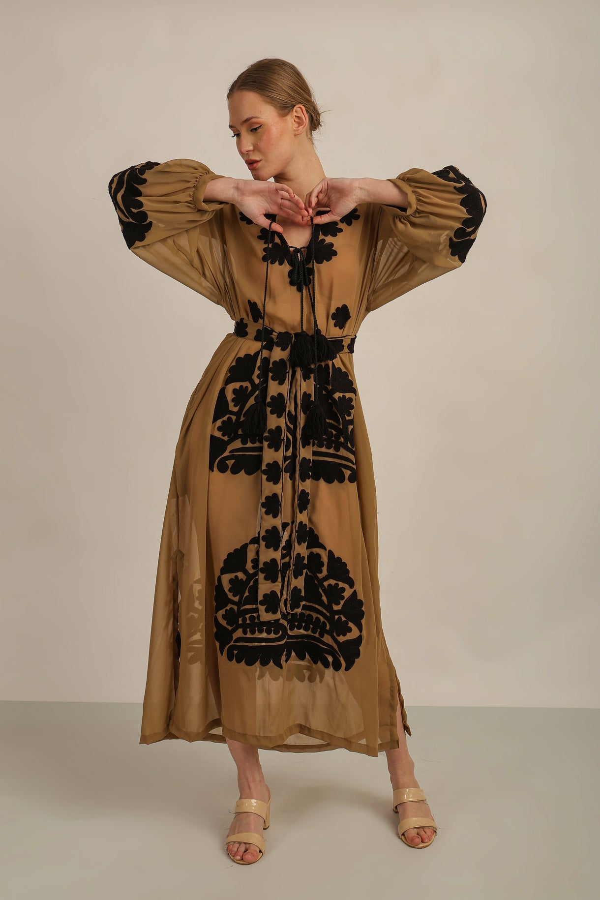 Anannasa - Away Dress - Beige