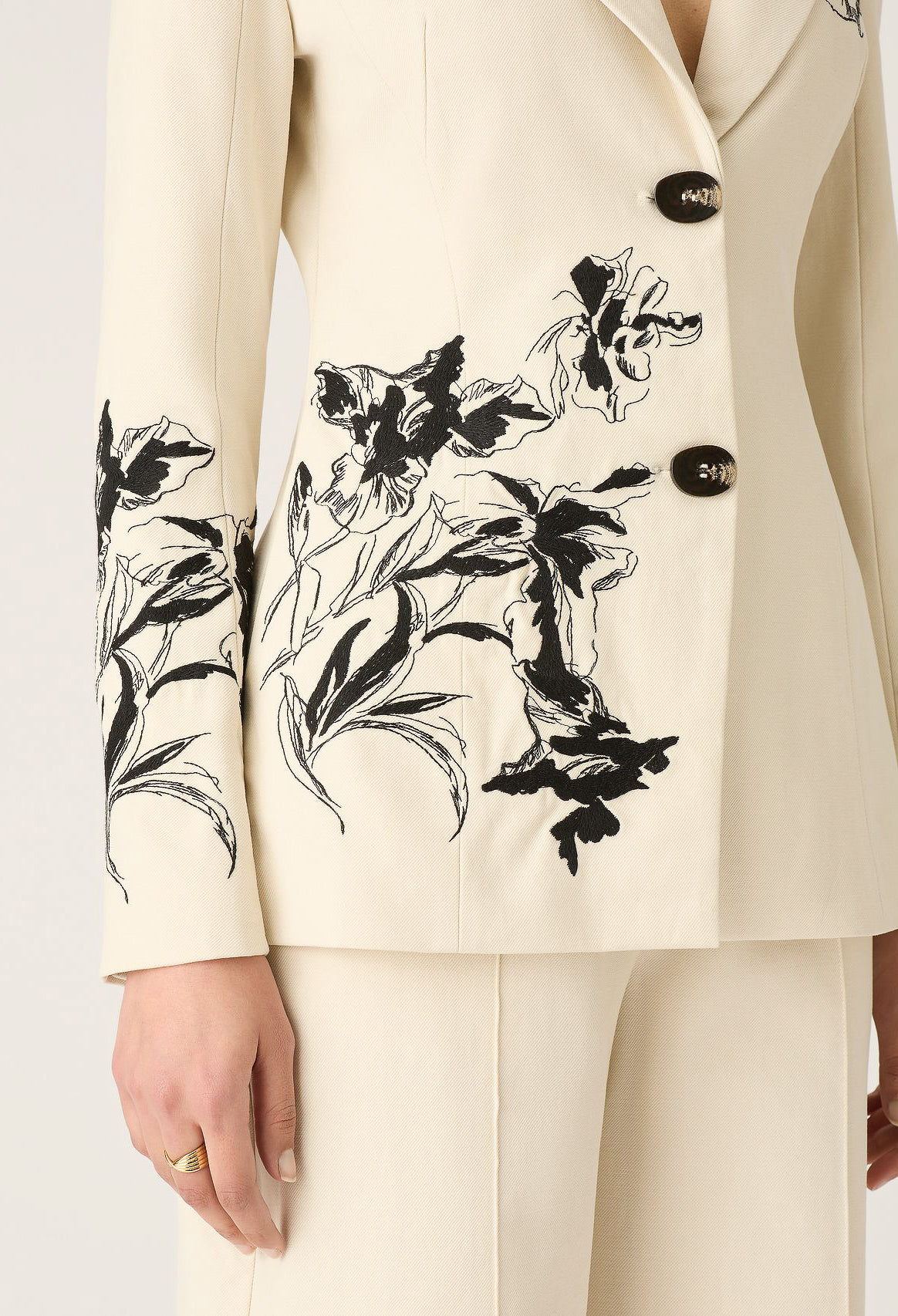 Mos the Label - Lis Embroidery Blazer - Ivory