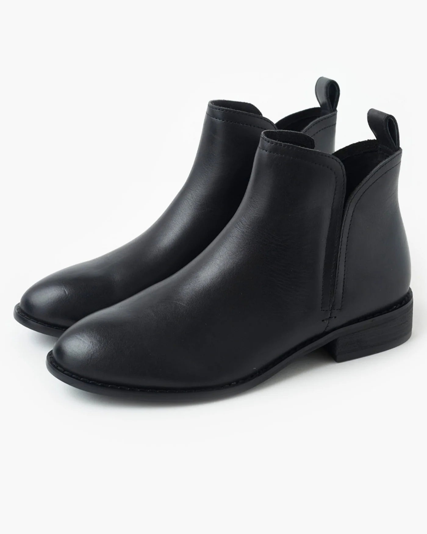 Walnut Melbourne - Douglas Leather Boot - Black