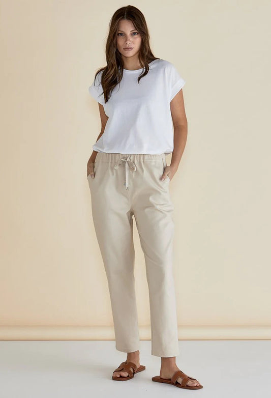 Betty Basics - Kenzie Jogger - Cream