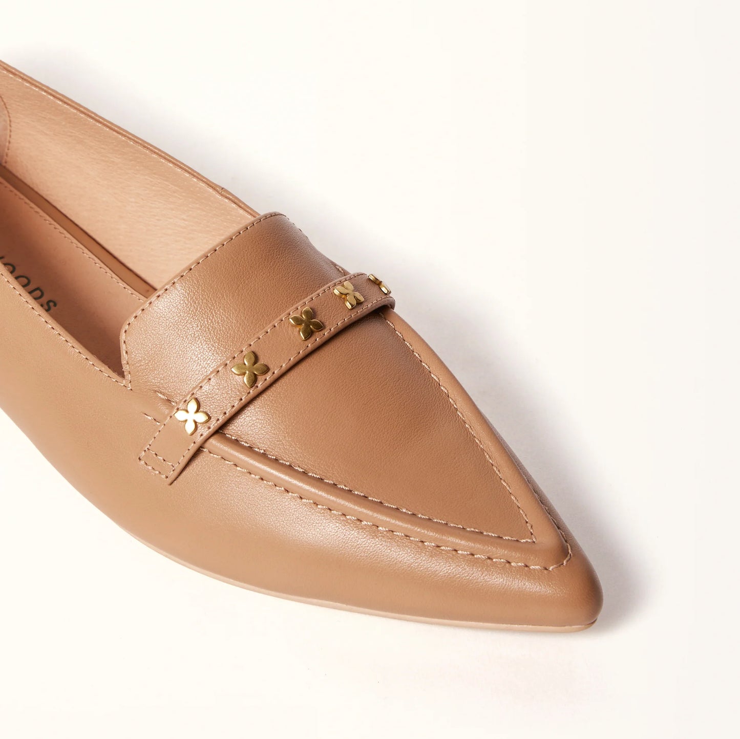 Millwoods - Poplar Pointed Flat - Camel With Studs