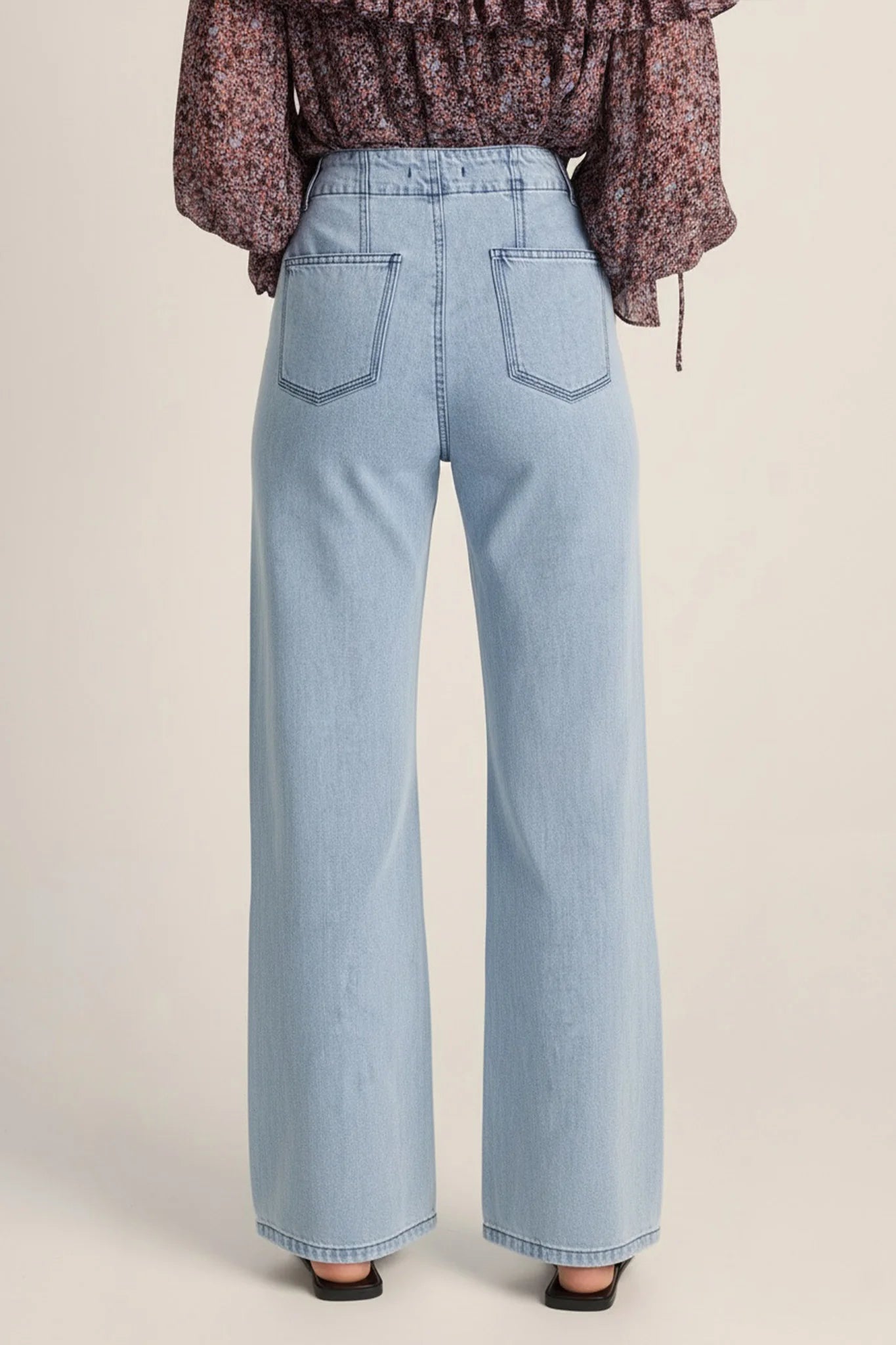 Fate & Becker - Lila Straight Leg Jean - Light Wash
