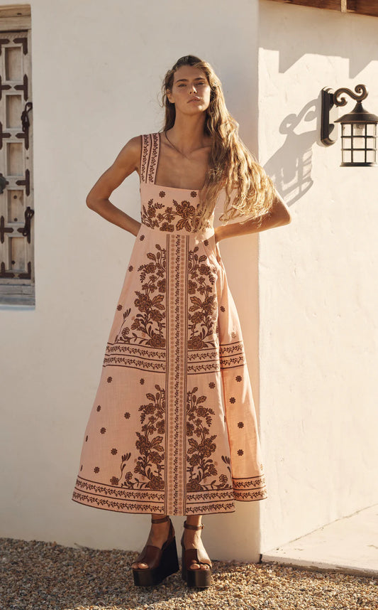 Înfiorată Embroidered Empire Maxi Dress
