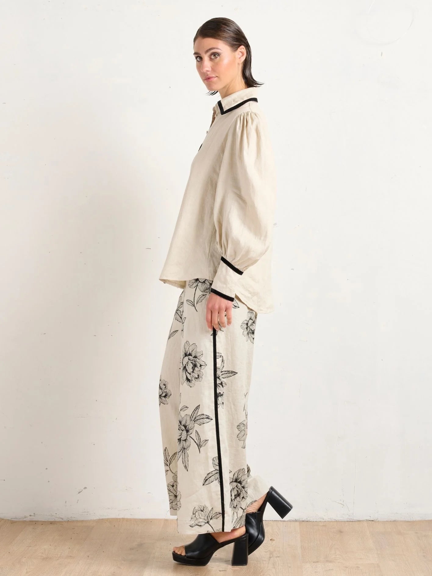 State of Embrace - Velvet Trim Pant - Onyx