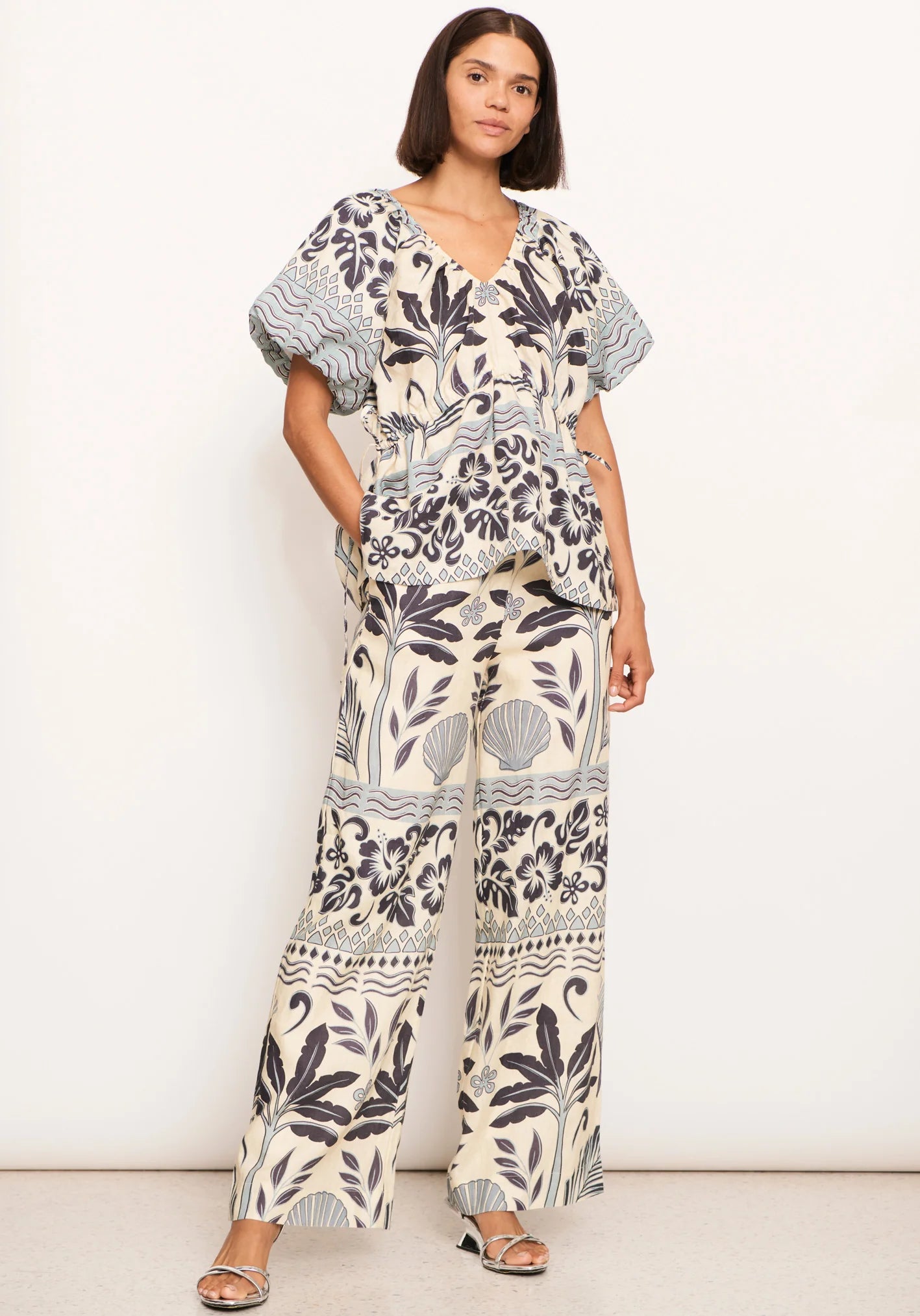 Pol Clothing - Paradise Linen Pant - Paradise Palm Print