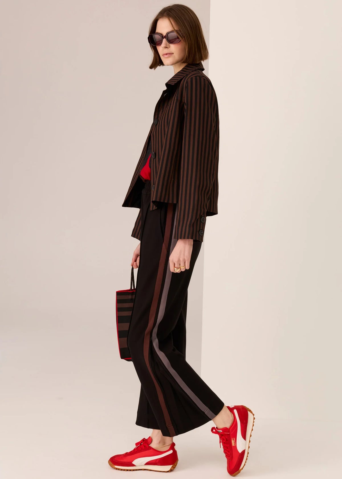 30% OFF - Pol Clothing - Dara Cropped Jacket - Chocolate Black