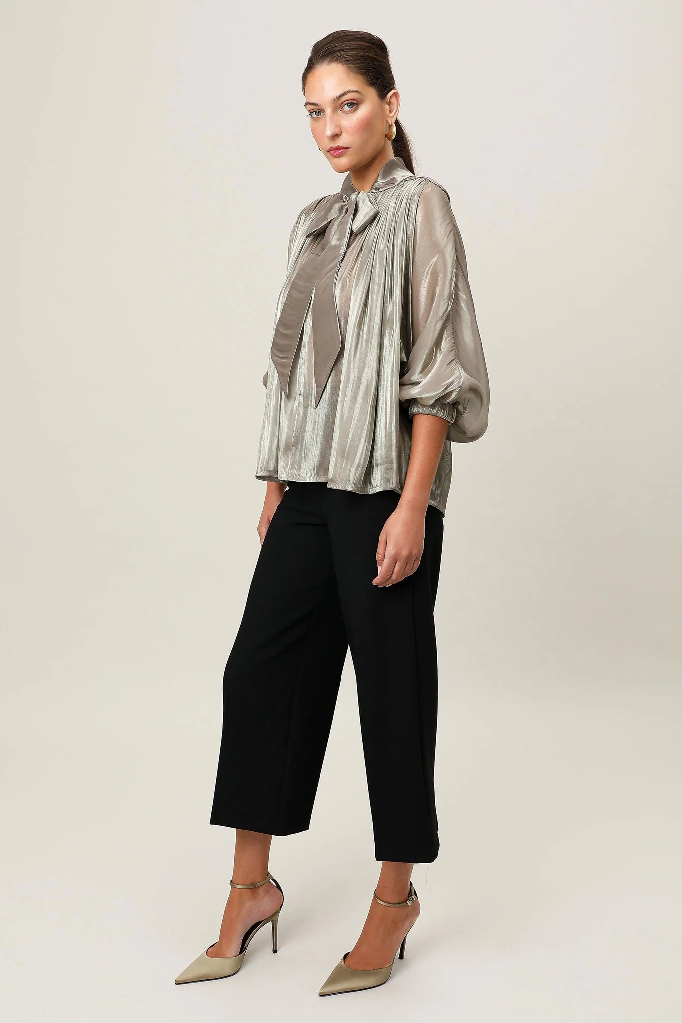 Realm Origin - Atelier Bow Top - Metallic Bronze